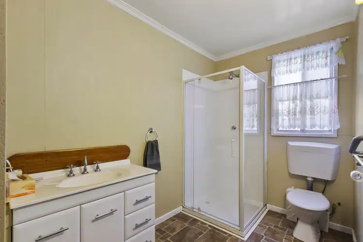 Sixth view of Homely house listing, 121 Powerscourt St, Maffra VIC 3860