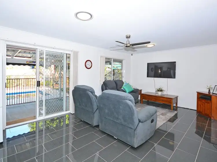 Fifth view of Homely house listing, 9 Jennylee Close, Urangan QLD 4655