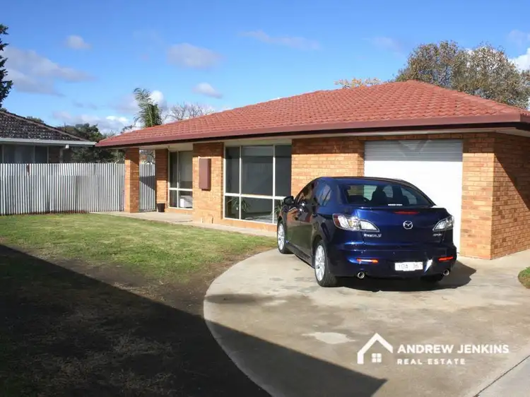 Unit 2/8 Oak St, Cobram VIC 3644