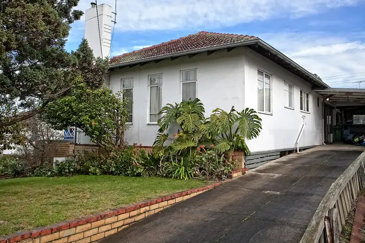 18 Eugenia St, Doveton VIC 3177