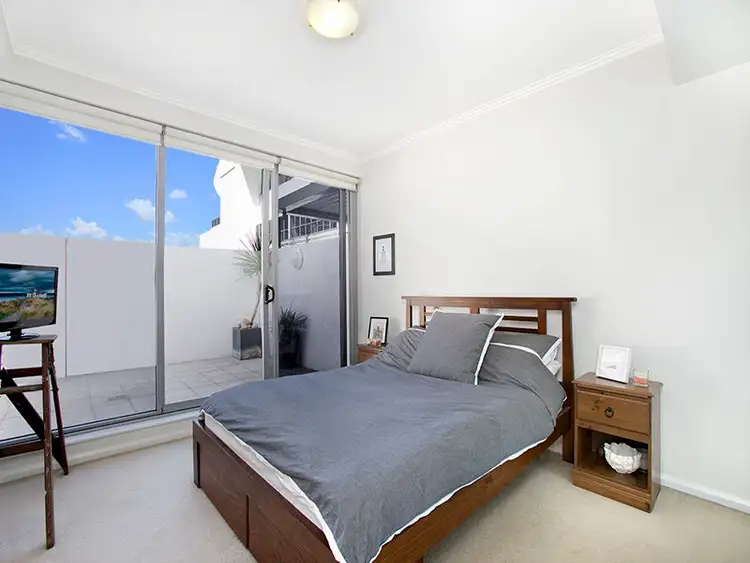 Fourth view of Homely unit listing, 404/80 Ebley Street St, Bondi Junction NSW 2022