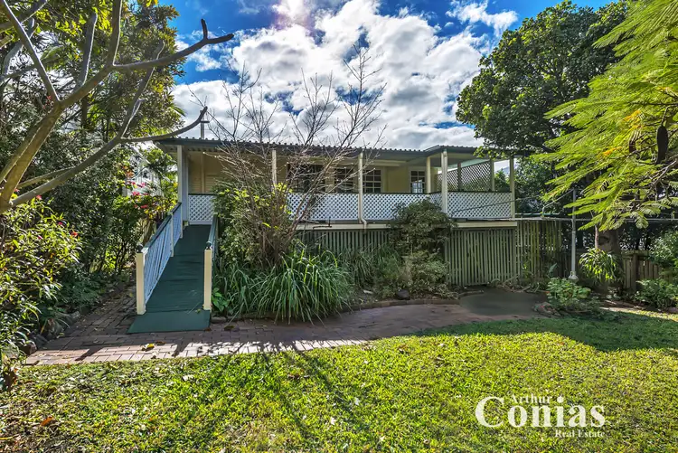 108 Waverley Rd, Taringa QLD 4068