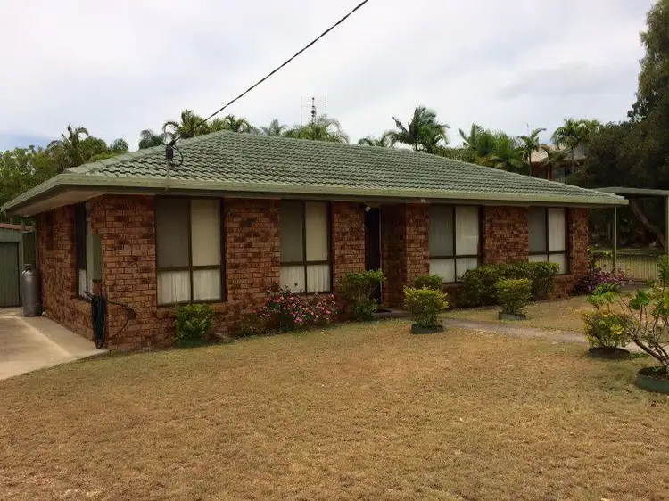 17 Kurana Street, Rainbow Beach QLD 4581