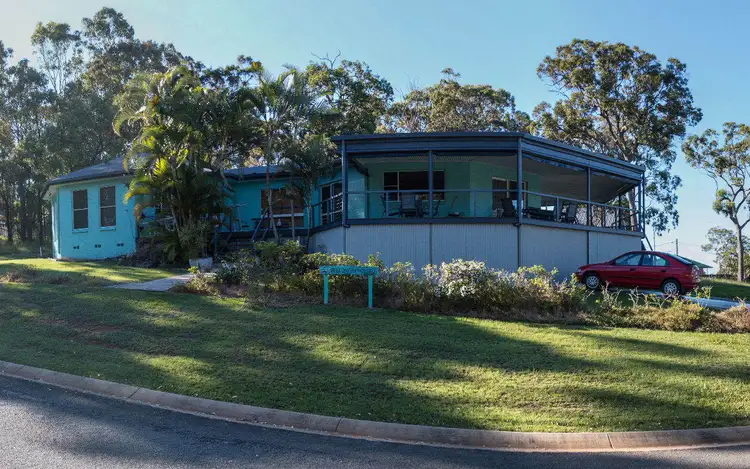 76 Beelong St, Macleay Island QLD 4184