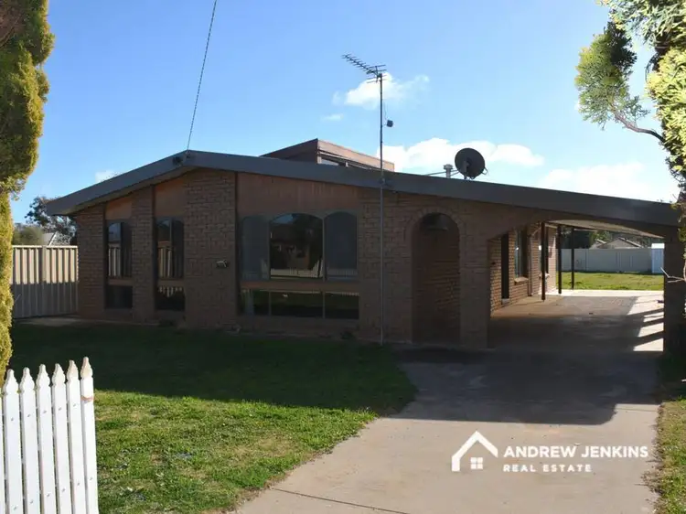 16 Karook St, Cobram VIC 3644