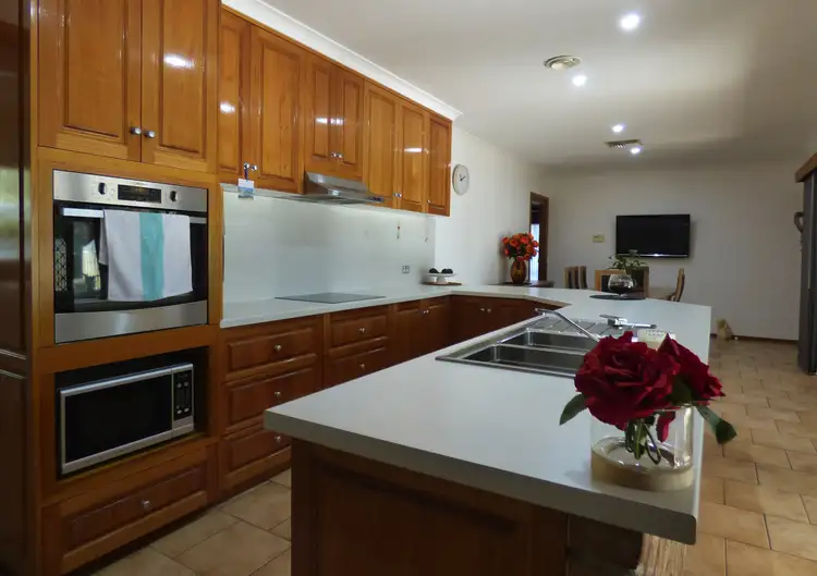 Fourth view of Homely house listing, 18 Grubissa Ct, Benalla VIC 3672