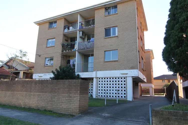 Main view of Homely unit listing, 2/73-75 Seventh Ave, Campsie NSW 2194