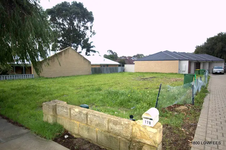 17a Drury St, Willagee WA 6156