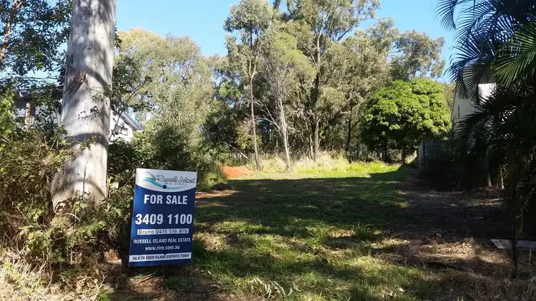 4 Peronne, Russell Island QLD 4184