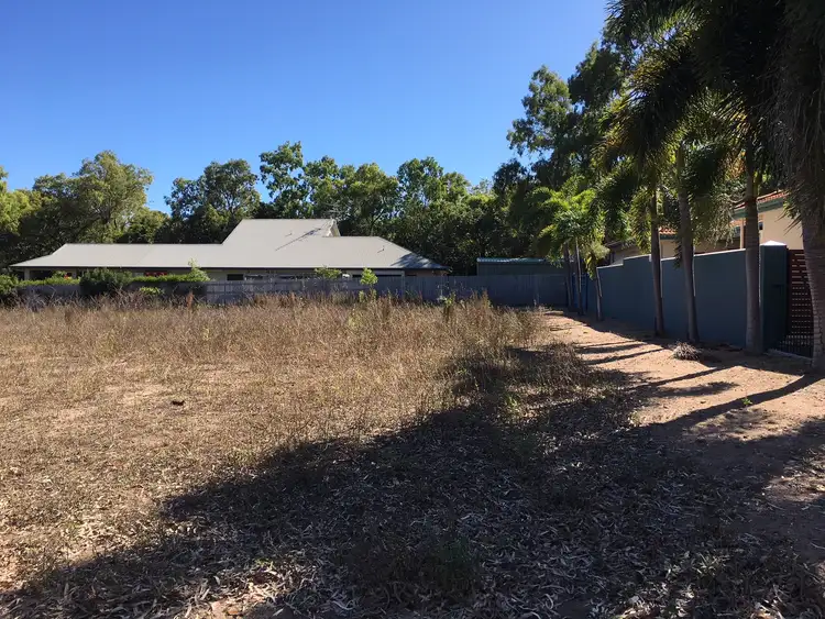 3 Apjohn St, Horseshoe Bay QLD 4819