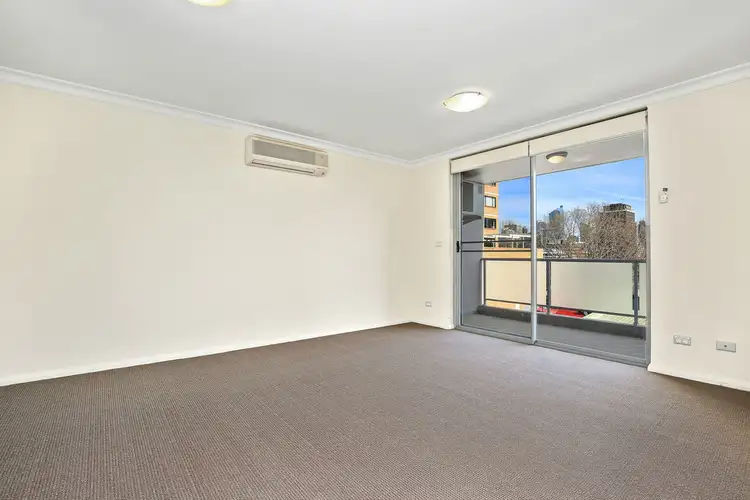 Third view of Homely unit listing, 15/10 Earl Place, Potts Point NSW 2011