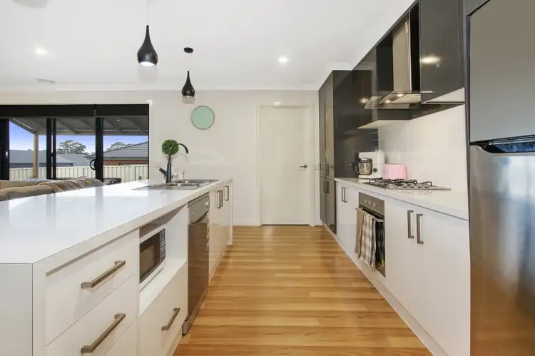 Fourth view of Homely house listing, 9 Eyre Ct, Lavington NSW 2641