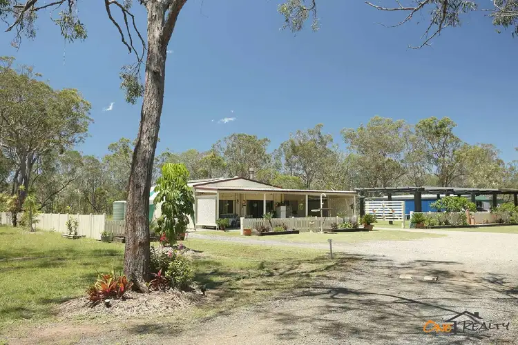34 Marina Dr, Howard QLD 4659