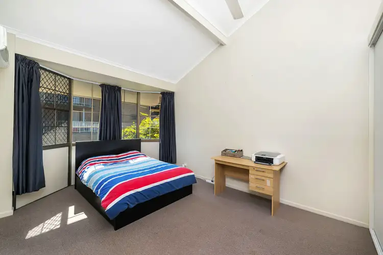 Fourth view of Homely unit listing, Unit 4/156 Clarence Rd, Indooroopilly QLD 4068