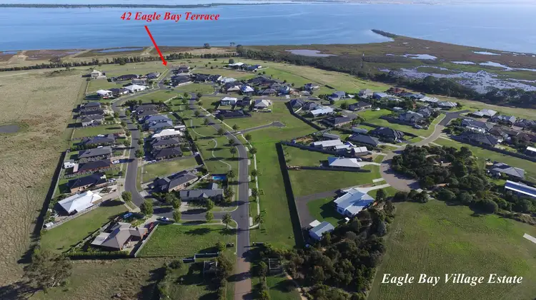 42 Eagle Bay Tce, Eagle Point VIC 3878