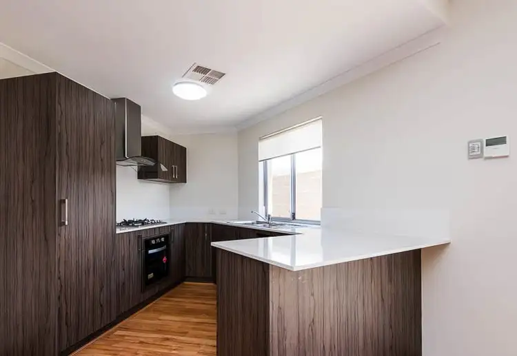 Second view of Homely house listing, 3 Beetzee Way, Champion Lakes WA 6111