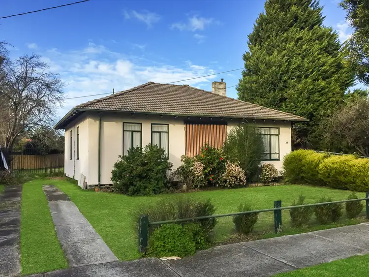 10 Kanooka Gr, Doveton VIC 3177
