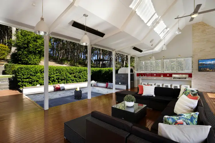 33 Sanctuary Gr, Tingira Heights NSW 2290
