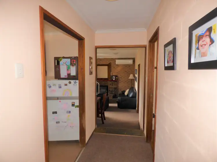 Fifth view of Homely house listing, 5 Red Jacket Ct, Rawson VIC 3825