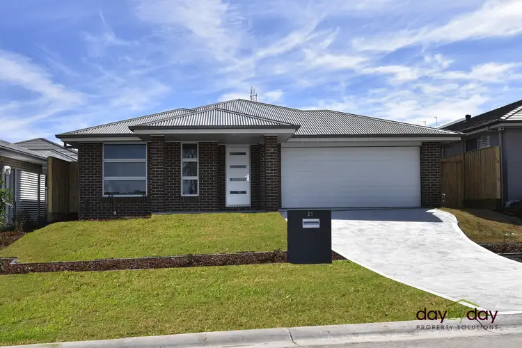 21 Tulkaba St, Fletcher NSW 2287