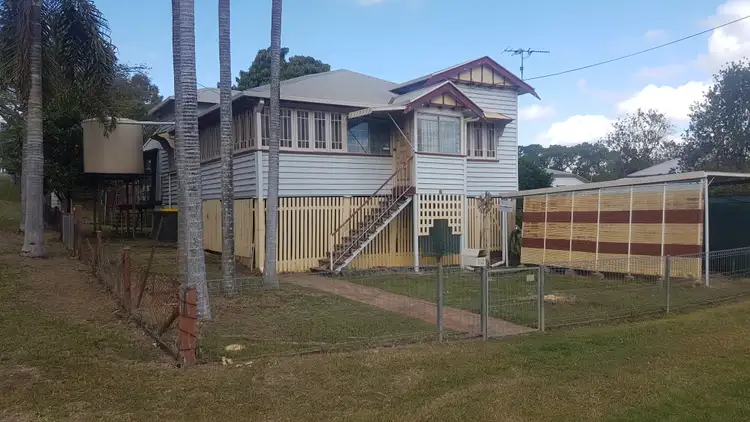 2 Nicholson St, Mount Morgan QLD 4714