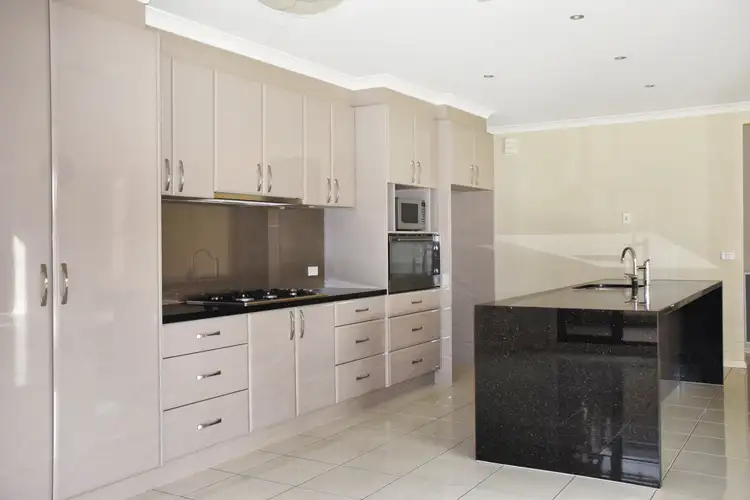 Sixth view of Homely house listing, 2 Eucla Ct, Shepparton North VIC 3631