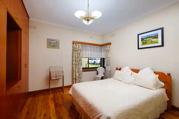 Fifth view of Homely rural property listing, 2459 Beechworth-Wodonga Rd, Leneva VIC 3691