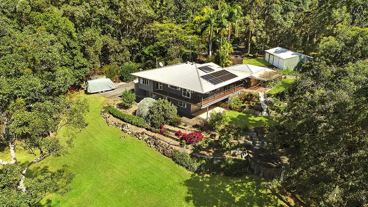 30 Country Rd