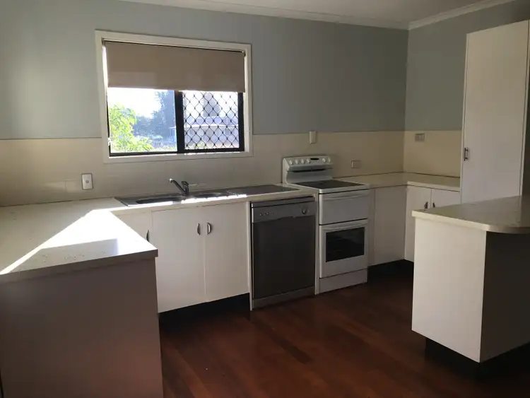 5 Conran St, Macleay Island QLD 4184