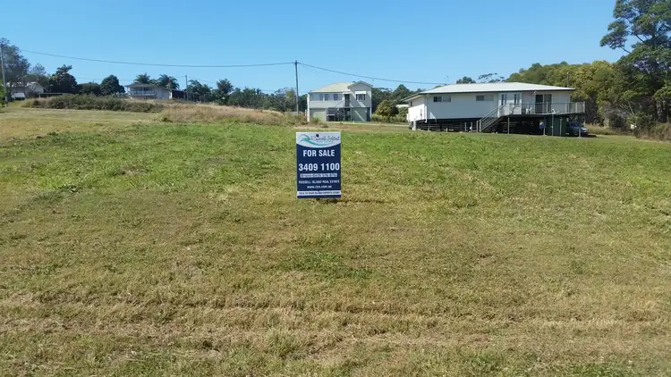 19 Petunia St, Russell Island QLD 4184