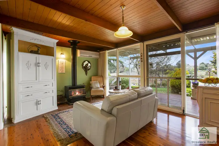 Third view of Homely house listing, 8 St Gwinear Ct, Rawson VIC 3825