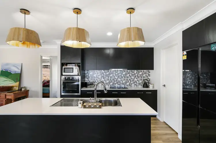 Seventh view of Homely house listing, 2 Coucal Court, Meringandan West QLD 4352