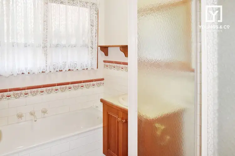 Seventh view of Homely house listing, 21 Isaacs Street, Mooroopna VIC 3629