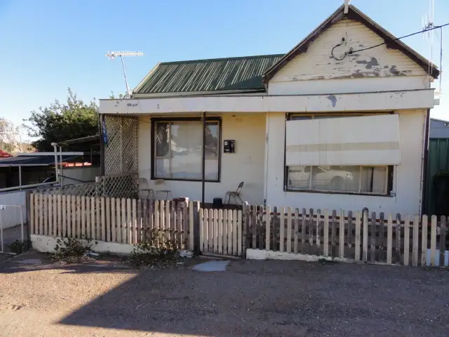 281 Zebina St, Broken Hill NSW 2880