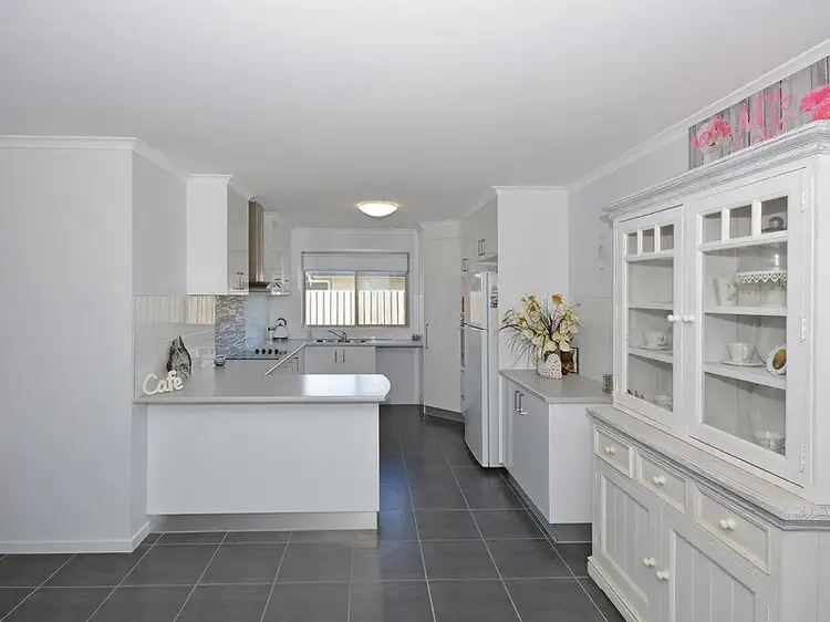 Third view of Homely house listing, 9 Parakeet Circuit, Kawungan QLD 4655