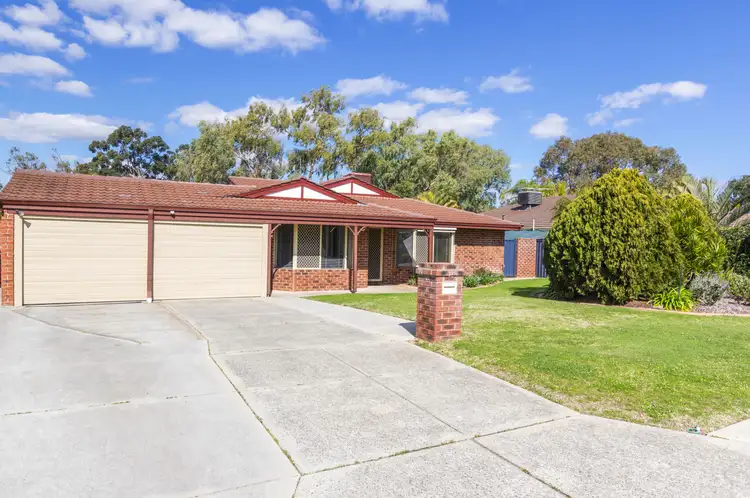 6 Whitburn Rd, Kingsley WA 6026