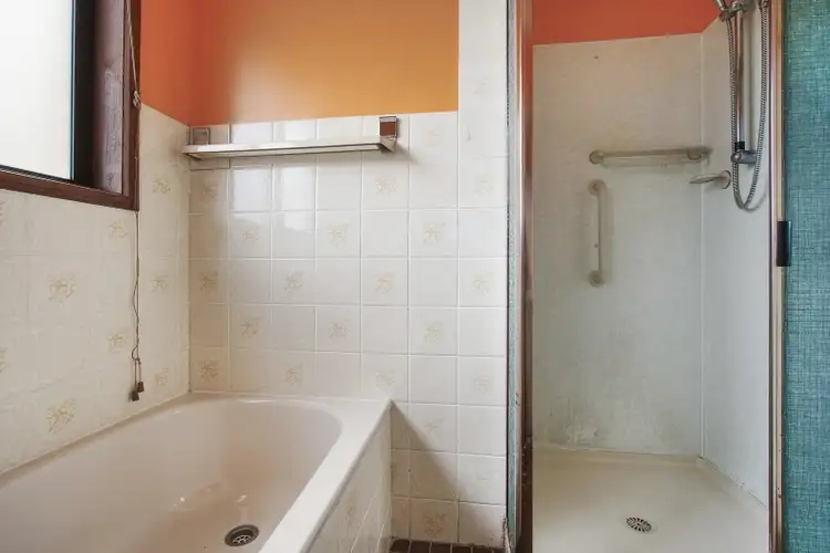 Sixth view of Homely house listing, 9 Blackbutt Ct, Thurgoona NSW 2640