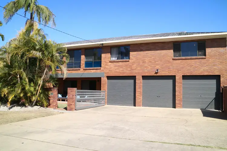 29 Lucinda St, Clontarf QLD 4019