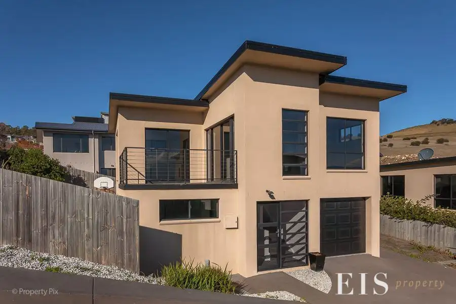 Main view of Homely unit listing, 10 Skala Road, Tranmere TAS 7018