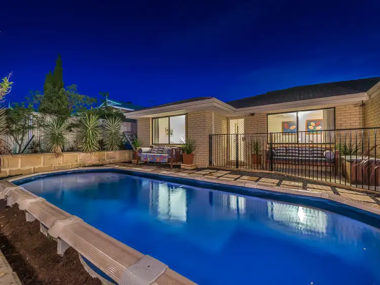16 Hinchinbrook Avenue, Ridgewood WA 6030