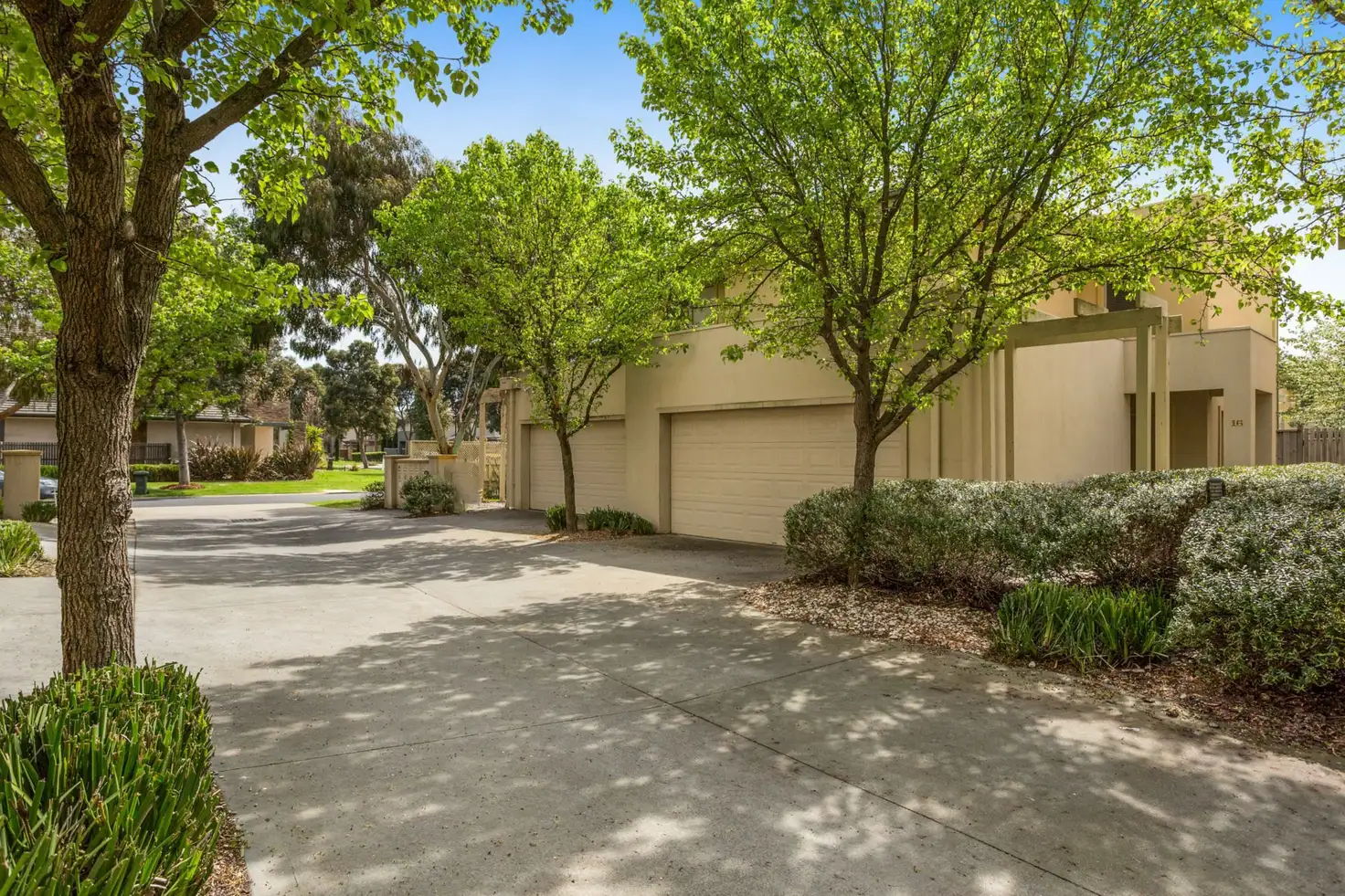 Main view of Homely unit listing, Unit 16/2 Coventry Drive, Sandhurst VIC 3977