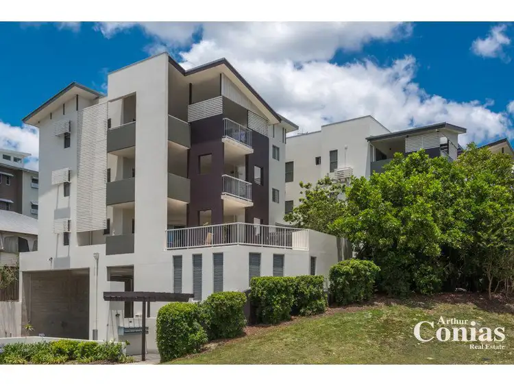 4/41 Coonan Street, Indooroopilly QLD 4068