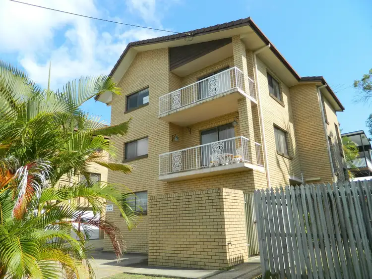 4/16 Shields St, Redcliffe QLD 4020