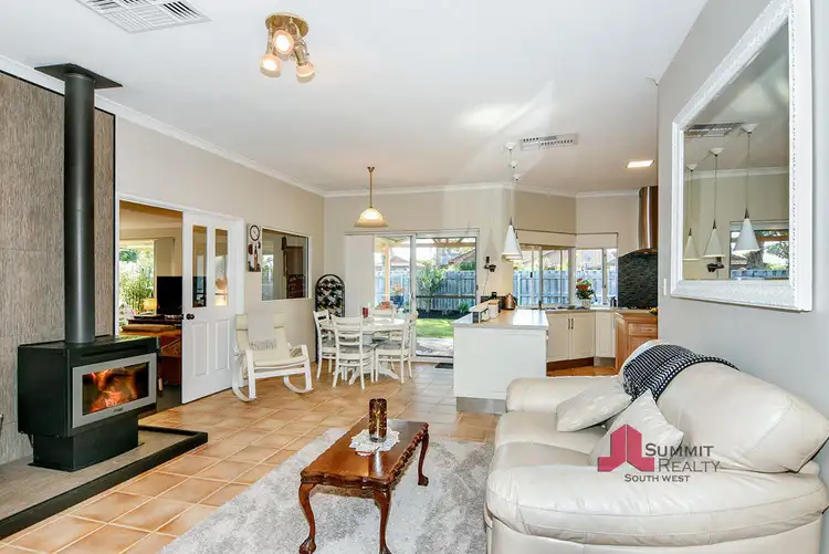 Fifth view of Homely house listing, 8 Braidwood Drive, Australind WA 6233