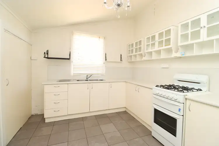 44 Buckley Ave, Mount Isa QLD 4825