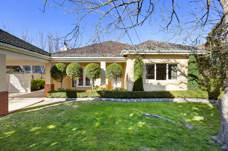 34 Marriage Rd, Brighton East VIC 3187