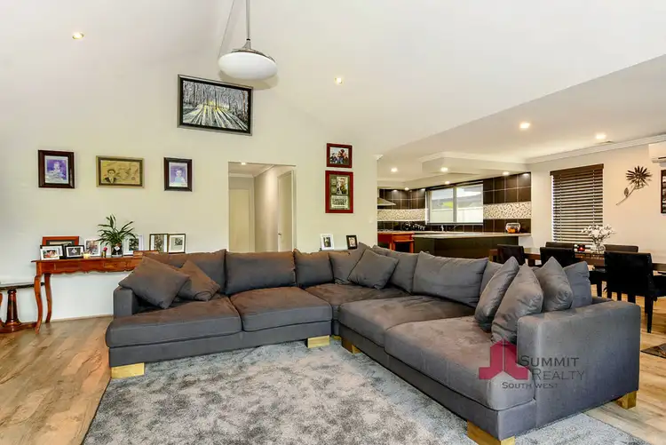 Sixth view of Homely house listing, 11 Gale Ct, Australind WA 6233