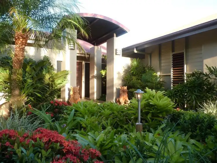 6 Mcnamara St, Wongaling Beach QLD 4852