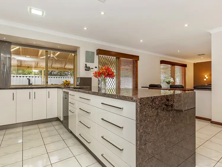 Seventh view of Homely house listing, 53 Reynolds Cl, Swan View WA 6056