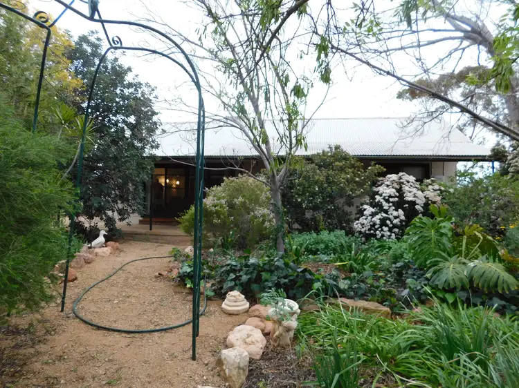 14 Heritage Road, Warnertown SA 5540